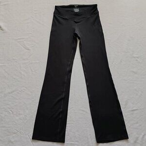 Reebok Women’s L Black Speedwick Crossover Waist Flare Yoga Pants [REE]CYCLED